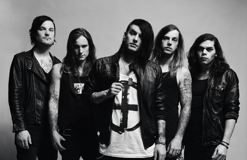 Get Scared teast nieuwe video