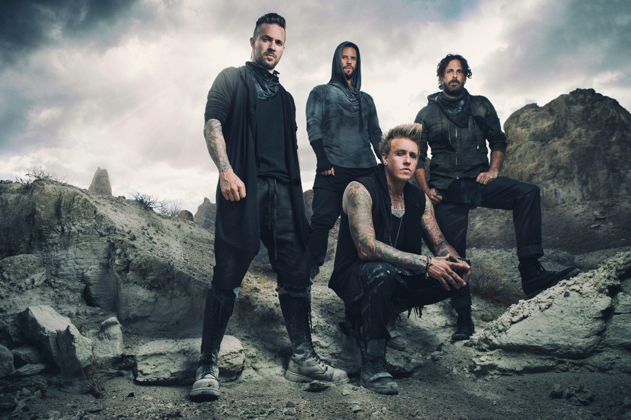 Papa Roach treedt op met leden o.a. Memphis May Fire, Tonight Alive