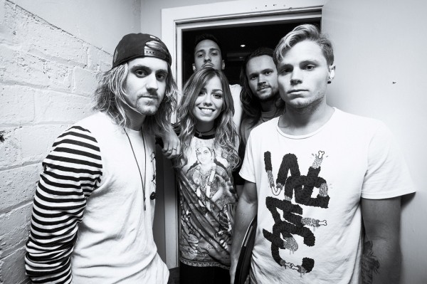 tonight-alive-2014