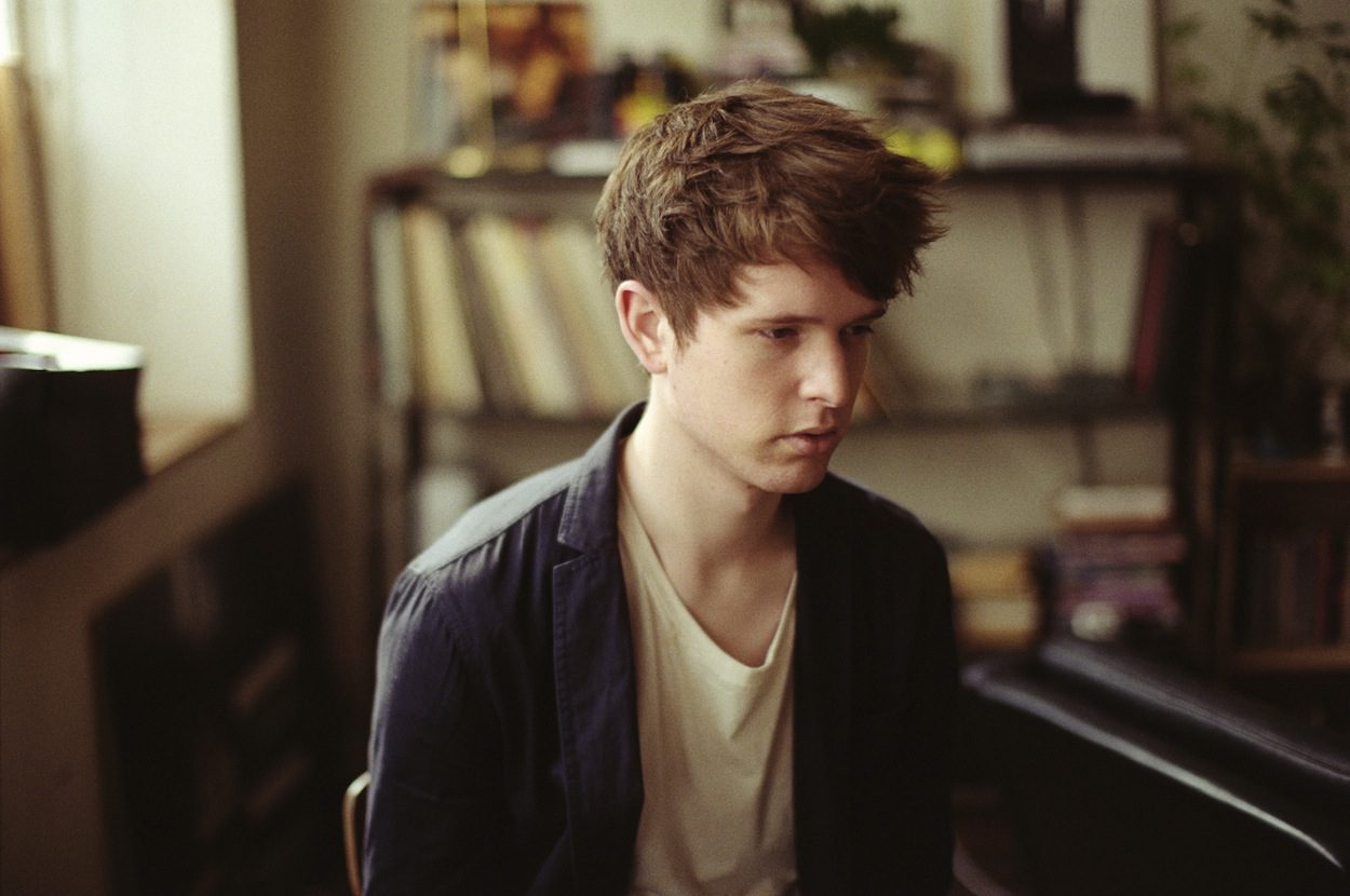 James Blake deelt nieuwe versie van “Timeless”