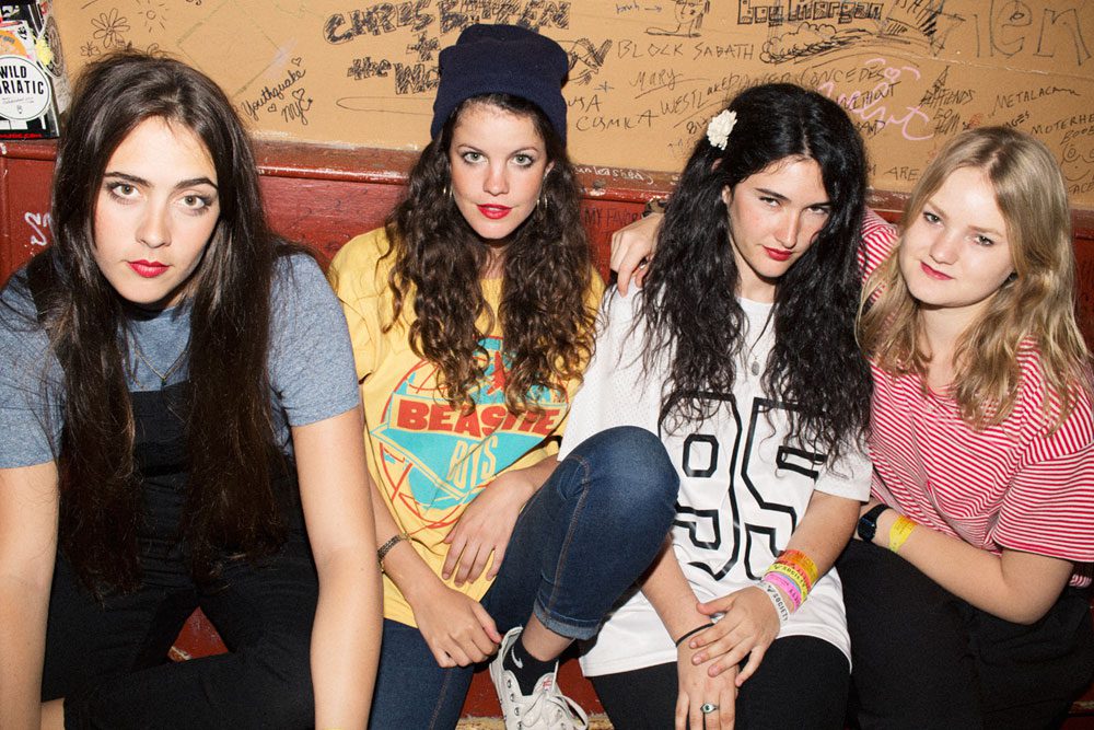 Hinds streamt album