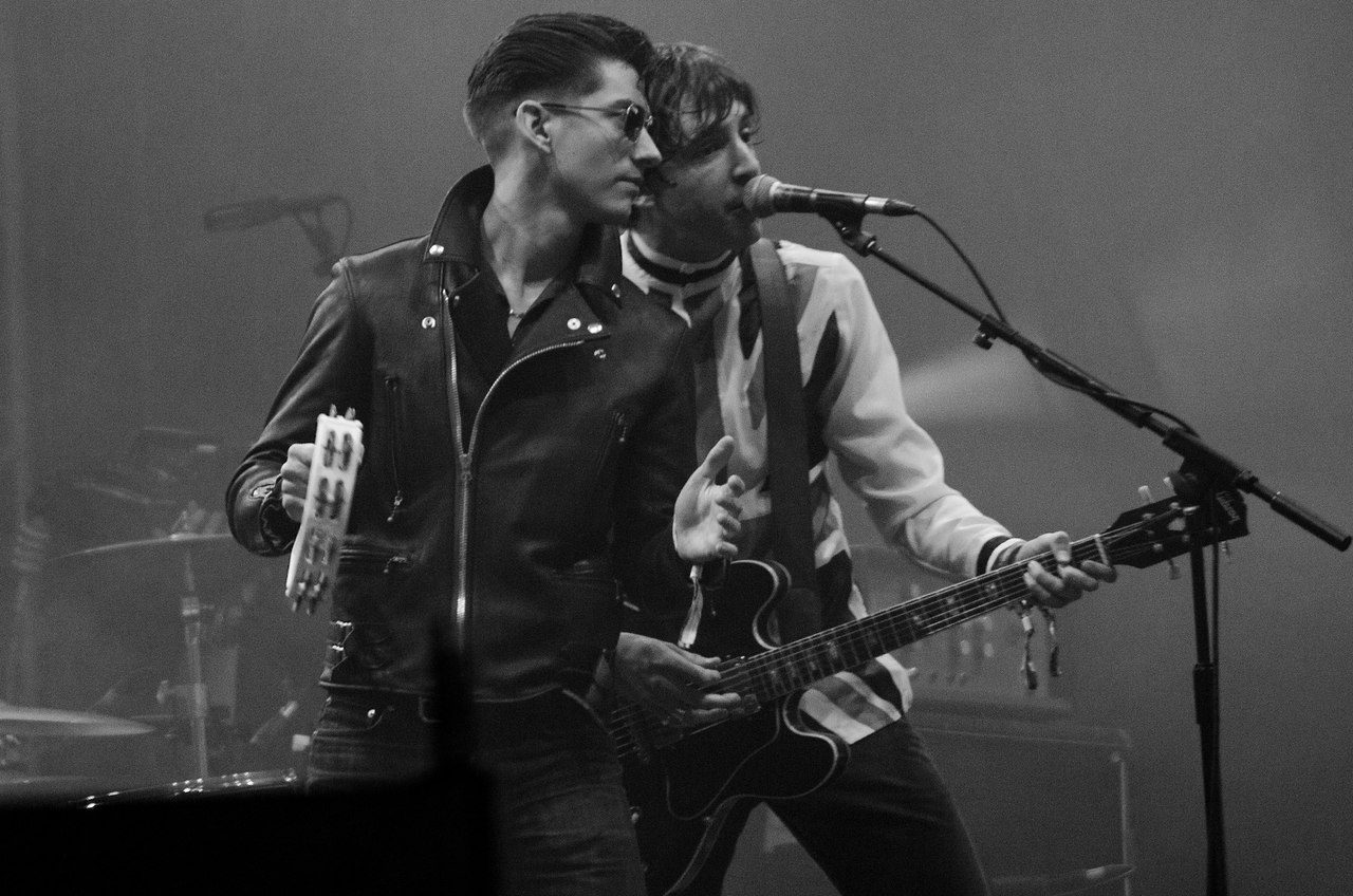 Video: The Last Shadow Puppets jammen over LCD Soundsystem