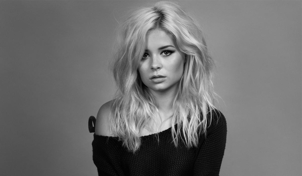 Nina Nesbitt deelt videoclip