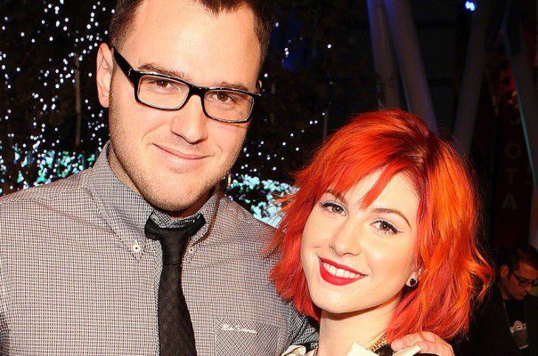 Hayley Williams (Paramore) en Chad Gilbert (New Found Glory) getrouwd