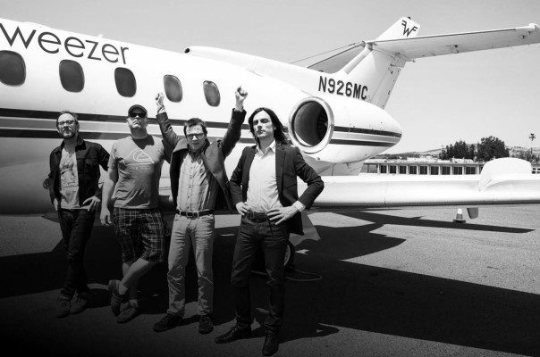 Weezer speelt in oktober een grote show in Nederland