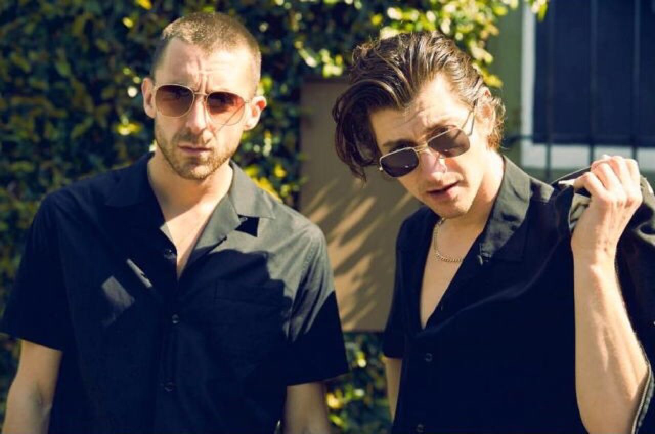 The Last Shadow Puppets deelt nieuw nummer