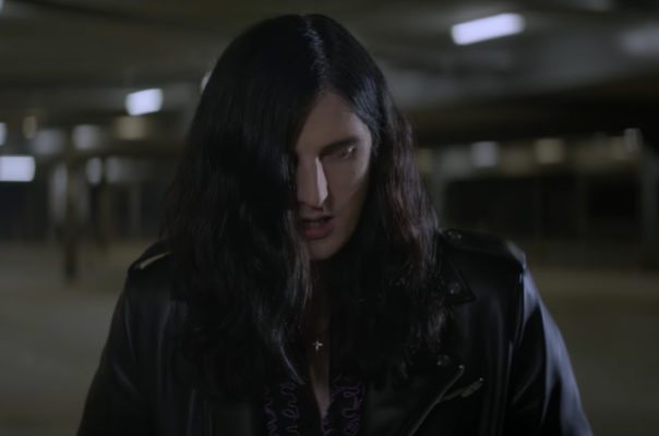 Creeper maakt mysterieuze short film compleet met derde videoclip