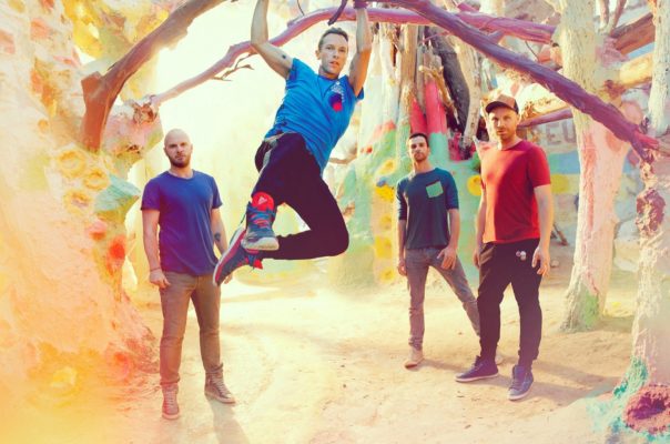 Coldplay speelt adembenemende Linkin Park cover