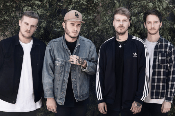 Moose Blood praten in hun slaap met nieuwe single