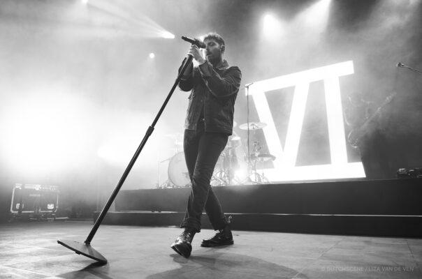 Fotoverslag You Me At Six in de Effenaar